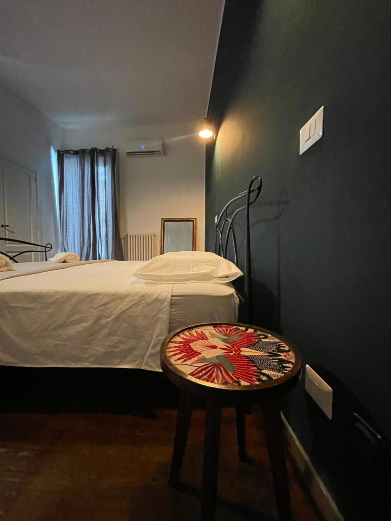 Il Serafino Holiday Suites Bari Exteriör bild